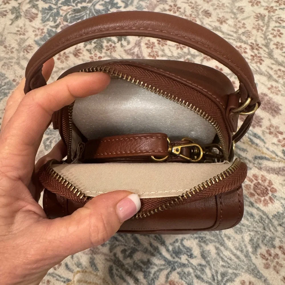 Minooy Naya Coffee-Brown Leather Crossbody Bag - Picture 5 of 16